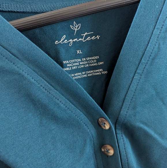 NWT Elegantees Monet puff sleeve henley in tidal teal - Picture 4 of 5